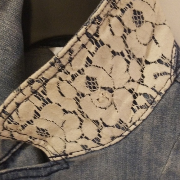 Jean Vest - Picture 4 of 5